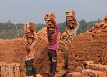 झापामा १६ वटा ईंटा उद्योग बन्द, व्यापारमा मन्दी