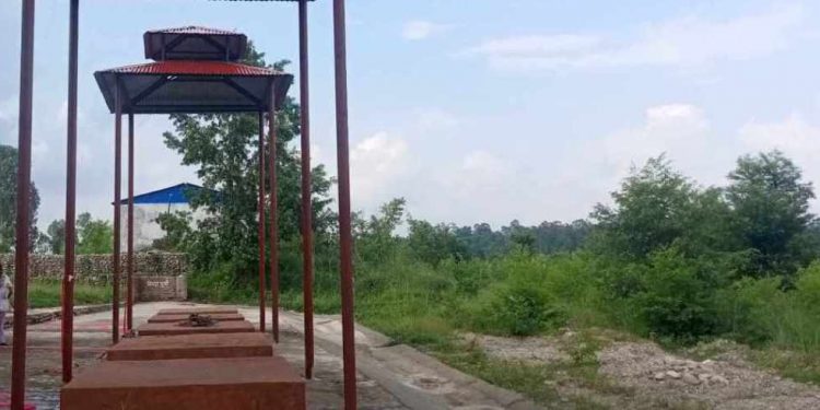 झापामा पितृ स्मृतिमा मन्दिर र विश्रामस्थल निर्माण
