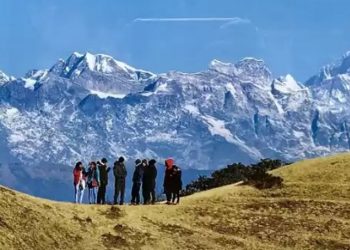 मुन्दुम पदमार्गमा पुगे एक लाख पर्यटक