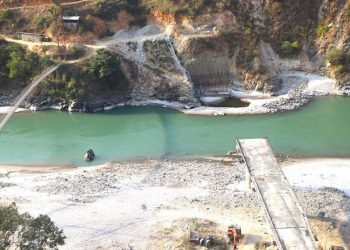 तमोरको पुल १२ वर्षदेखि अधुरै