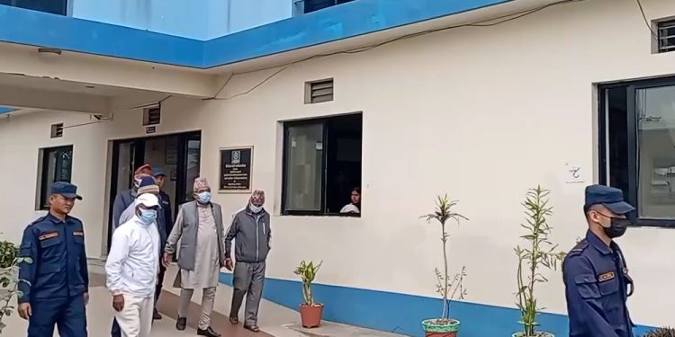 यातायात व्यवस्था कार्यालय इटहरीका तत्कालीन प्रमुखसहित पाँच कारागार चलान