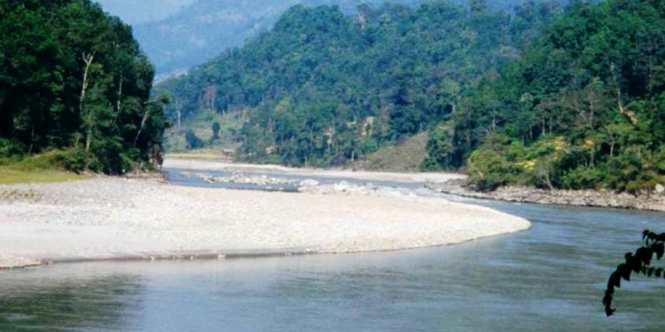 अरुण नदीको पानी पुगेपछि स्थानीयवासी खुसी