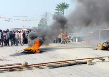 सुनसरीमा दुई समूहबीच झडप, प्रहरीद्धारा ६ सेल अश्रुग्यास