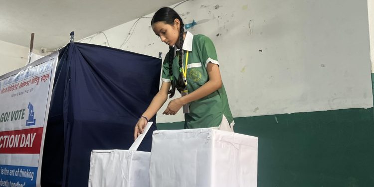 मोर्डन प्रिपेरेटोरीमा मतदानबाट क्याप्टेन र भाइस क्याप्टेनहरू चयन