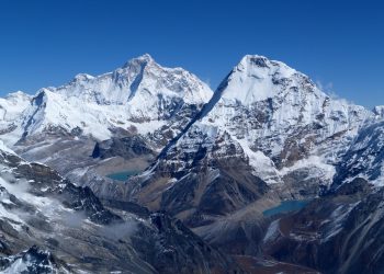 मकालु हिमाल आरोहण गरी फर्किने क्रममा एक पर्वतारोहीको मृत्यु
