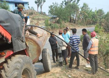 मुहान सुकेपछि खानेपानीका लागि ट्याङ्करमा निर्भर