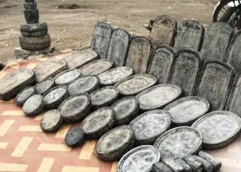 सिलौटो बेचेर जीविकोपार्जन गर्दै