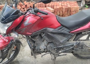 सुनसरीमा मोटरसाइकलसहित २५ किलो गाँजा बरामद