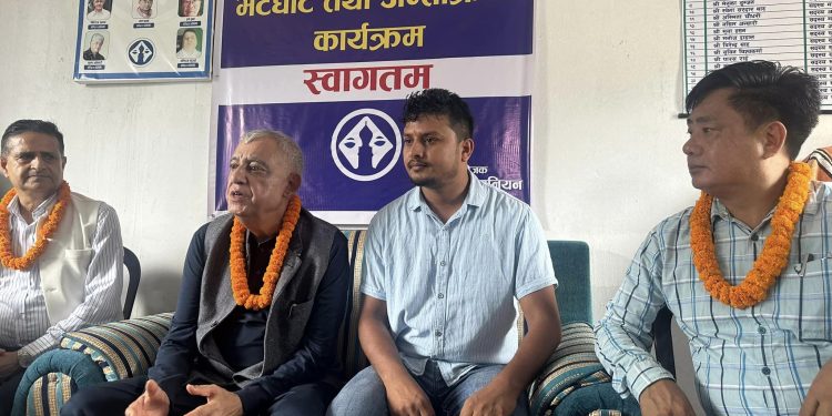 इटहरी आएर डा. शशांकले भने, ‘विपक्षी बलियो भएन भने लोकतन्त्र कमजोर हुन्छ’