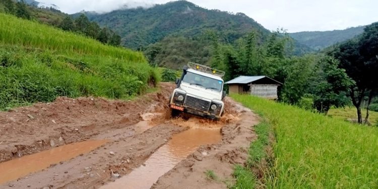 भोजपुर : ग्रामीण सडकको दुरवस्था