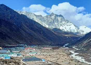 सोलुखुम्बु : देवतालाई आराम दिन एक महिना गाउँ छाड्ने चलन !