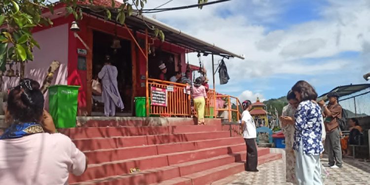 भेडेटारको पाथीभरा मन्दिरमा धार्मिक पर्यटक बढ्दै