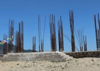 खोटाङमा निर्माणाधीन ‘ला ज्यालो वाङ थोप’ गुम्बा : उपभोक्ता समितिका कारण ६ वर्षदेखि अलपत्र