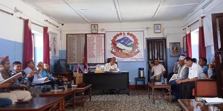 खोटाङ : सार्वजनिक सवारीसाधनमा अनिवार्य टिकटको व्यवस्था