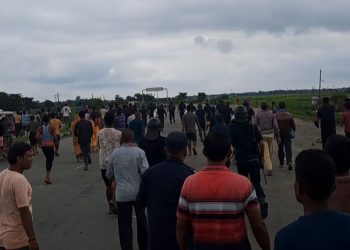 ट्रकको ठक्करबाट साइकलयात्रीको मृत्यु भएपछि विराटनगरमा तनाव, भीड नियन्त्रण गर्न अश्रुग्यास प्रहार