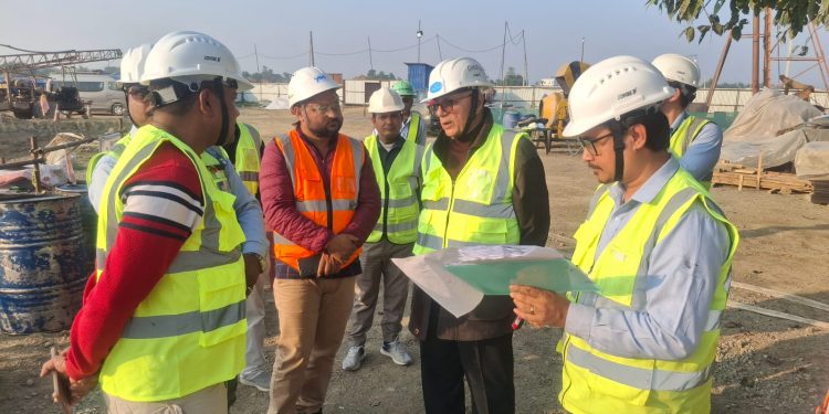 डा. कोइरालाद्वारा निर्माणाधीन वृहत्तर खानेपानी परियोजनाको अनुगमन