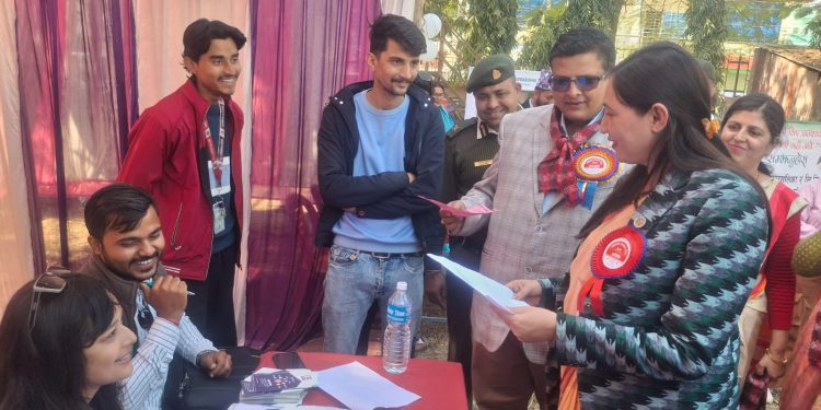 विराटनगरमा ‘महानगर रोजगार मेला’ : एक सय ६१ जनालाई रोजगारीको अवसर