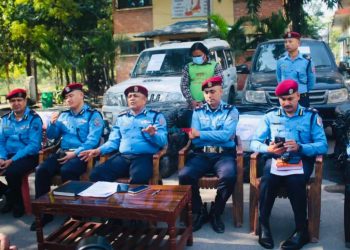 धरानमा हवाई फायर गरी सरकारी नम्बर प्लेटको दुईवटा गाडीबाट सात सय केजी गाँजा नियन्त्रणमा