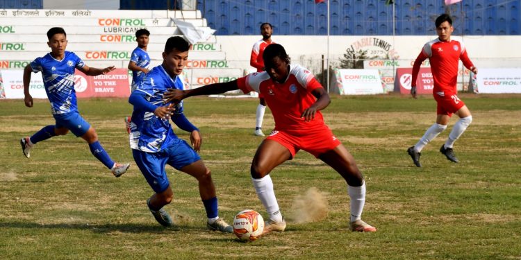 इटहरी गोल्डकप : मच्छिन्द्र फुटबल क्लब सेमिफाइनलमा प्रवेश, झापा ११ घर फर्कियो