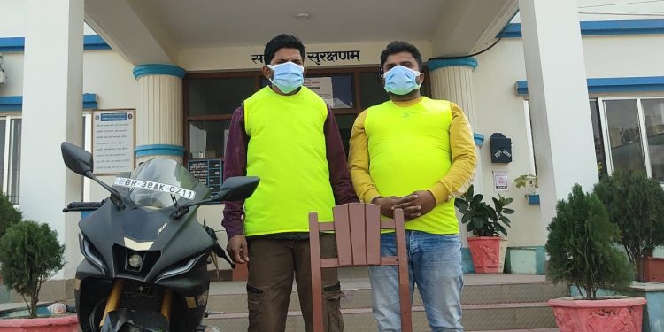 सुनसरीको इनरुवाबाट ब्राउनसुगरसहित दुई व्यक्ति पक्राउ
