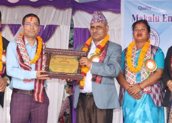 विद्यालयको वार्षिकोत्सवमा पत्रकार अमर खड्कासहित विभिन्न व्यक्तित्व सम्मानित