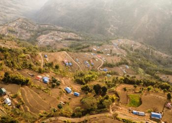 भोजपुरको मझौलेमा जीवनजल लिन घण्टौँ पैदलयात्रा गर्नुपर्ने अवस्था अन्त्य