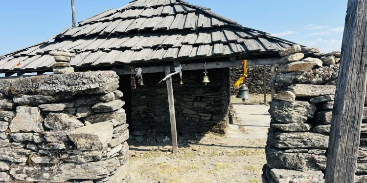 संरक्षण नहुँदा भोजपुरको ‘टेम्केसिद्ध मन्दिर’ जीर्ण