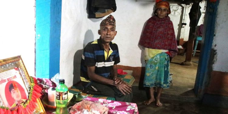 जेन-जी आन्दोलन : अधुरै रह्यो दसैँमा बाबुआमालाई घर लैजाने कमलको सपना, गर्भवती श्रीमती अझै ‘अर्धचेत’