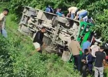 झापामा बस दुर्घटना हुँदा इटहरीका भट्टराईसहित दुईको मृत्यु