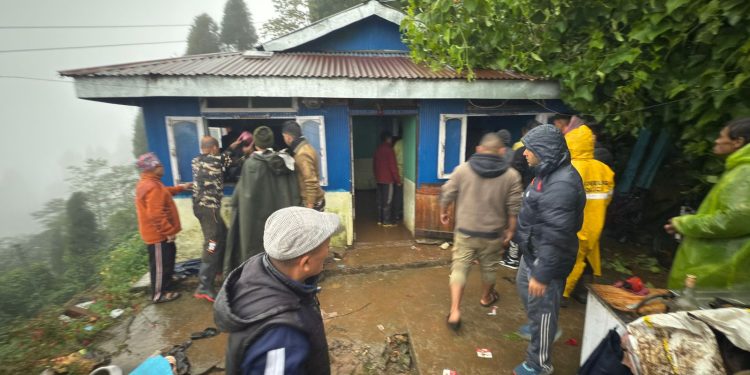 पाँचथरमा पहिरोमा पुरिएर एक जनाको मृत्यु