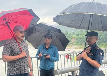 सप्तकोसी नदीमा पानीको बहाब अझै बढ्ने, सतर्क रहन प्रशासनको आग्रह (कहाँ-कहाँ जोखिम?)