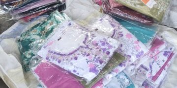 भन्सार छलेर ल्याइएका कपडा र कस्मेटिक सामान सुनसरीबाट बरामद