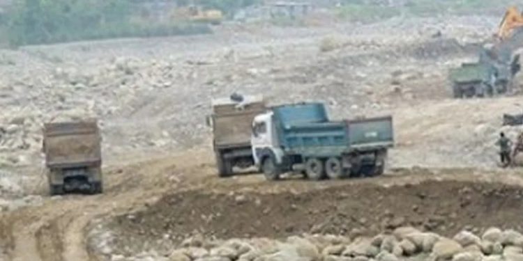 मोरङमा मापदण्डविपरीत सञ्चालित दुई क्रसर उद्योग बन्द 