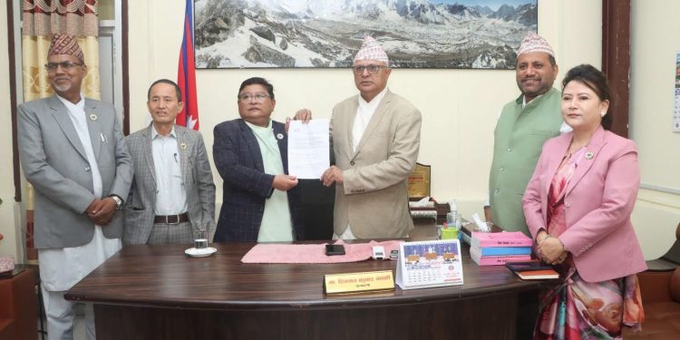 कोशी प्रदेश सरकारबाट बाहिरिए कांग्रेसका मन्त्रीहरू