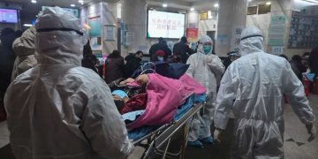 कोरोनाबाट चीनमा १७ सय स्वास्थ्यकर्मी संक्रमित, ६ को मृत्यु