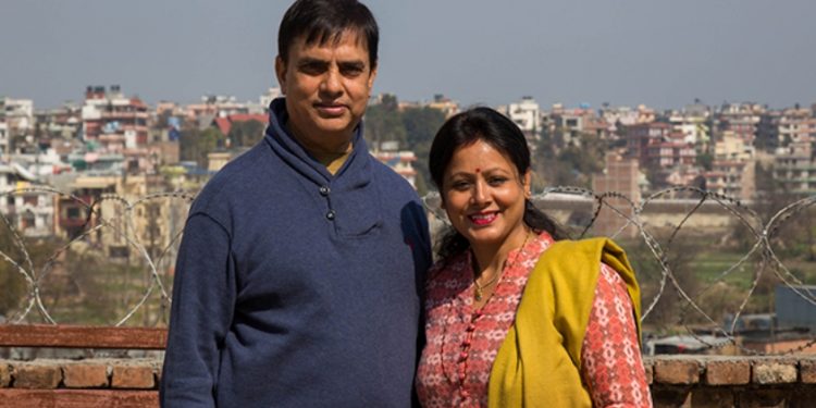 बरिष्ठ कलाकार हरिवंश आचार्य दम्पतीलाई कोरोना संक्रमण