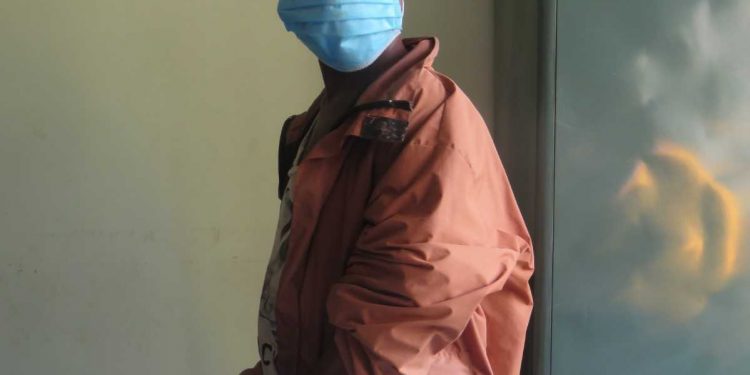 हतियार सहित एकजना पक्राउ