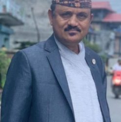 झुटो विवरण सिफारिस गरेर नागरिकता दिलाउन सहयोग गर्ने धरान ९ का वडाध्यक्षविरुद्ध पक्राउ पुर्जी जारी