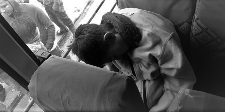 विराटनगरमा बसभित्र मृत अवस्थामा एक युवकको शव भेटियो