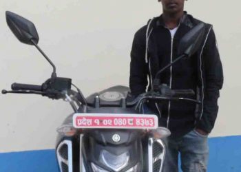 मोटरसाइकल चोरी गरेर लैजादै गर्दा एकजना पक्राउ