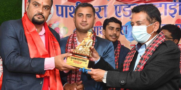 देश संकटको दिशातर्फ धकेलियो : कार्की