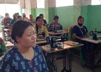 धरानमा ३९० घण्टे मोवाइल मर्मत र सिलाई कटाई तालिम शुरु