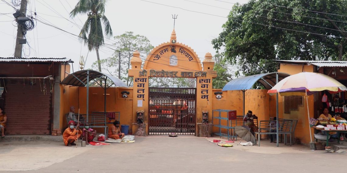 कोरोना कहर : धरानका मन्दिरहरु बन्द, व्यवसायी चिन्तित