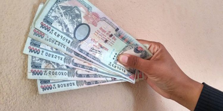 ताप्लेजुङमा संक्रमितलाई तीन हजार, मृतक परिवारलाई पच्चीस हजार उपलब्ध