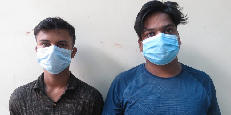 मोरङमा आफ्नो सेटिङको अस्पताल लैजानका लागि सर्वसाधारणलाई दुःख दिने दुई बिचौलिया पक्राउ