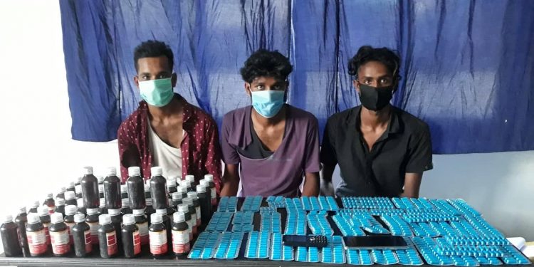 लागूऔषध सहित २ भारतीय र १ नेपाली युवा पक्राउ
