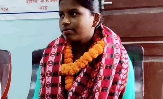 मोरङमा १६ वर्षीया किशोरी एक दिनका लागि गाउँपालिका अध्यक्ष