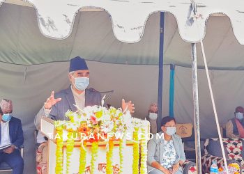 इटहरीमा प्रधानमन्त्री देउवाको चार मिनेट सम्बोधन : भने, ‘मागेर भएपनि केही न केही गर्छु’