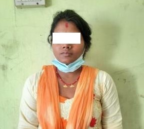 बैकिङ कसुर मुद्दाकी फरार एक महिला धरानबाट पक्राउ