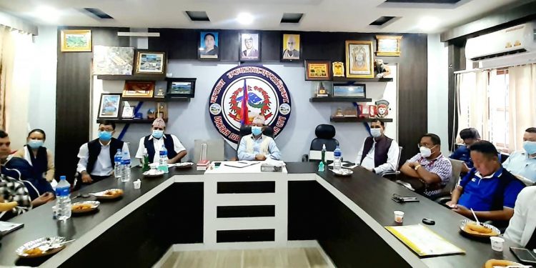 धरानका मेयर राईद्वारा पत्रकार महासंघ सुनसरीलाई सहयोग गर्ने घोषणा